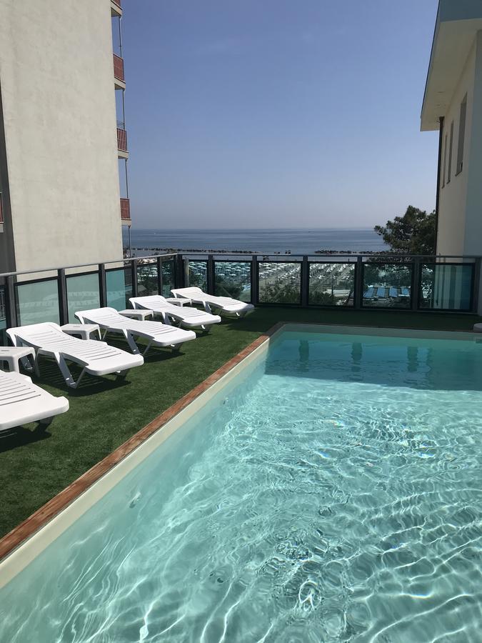 Hotel Mirage 리도 디 클라세 외부 사진